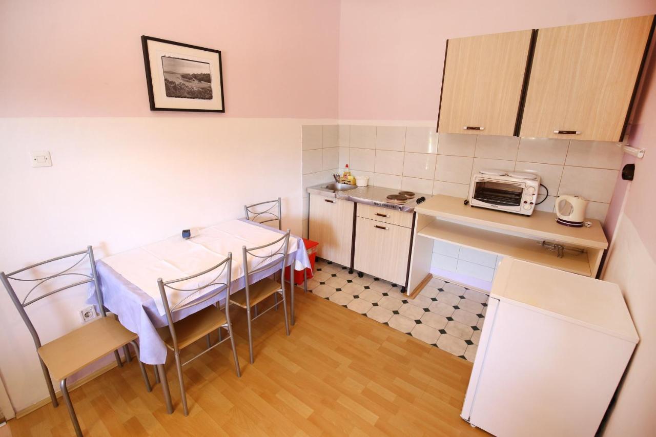 Apartmani Buca 비오그라드나모루 외부 사진
