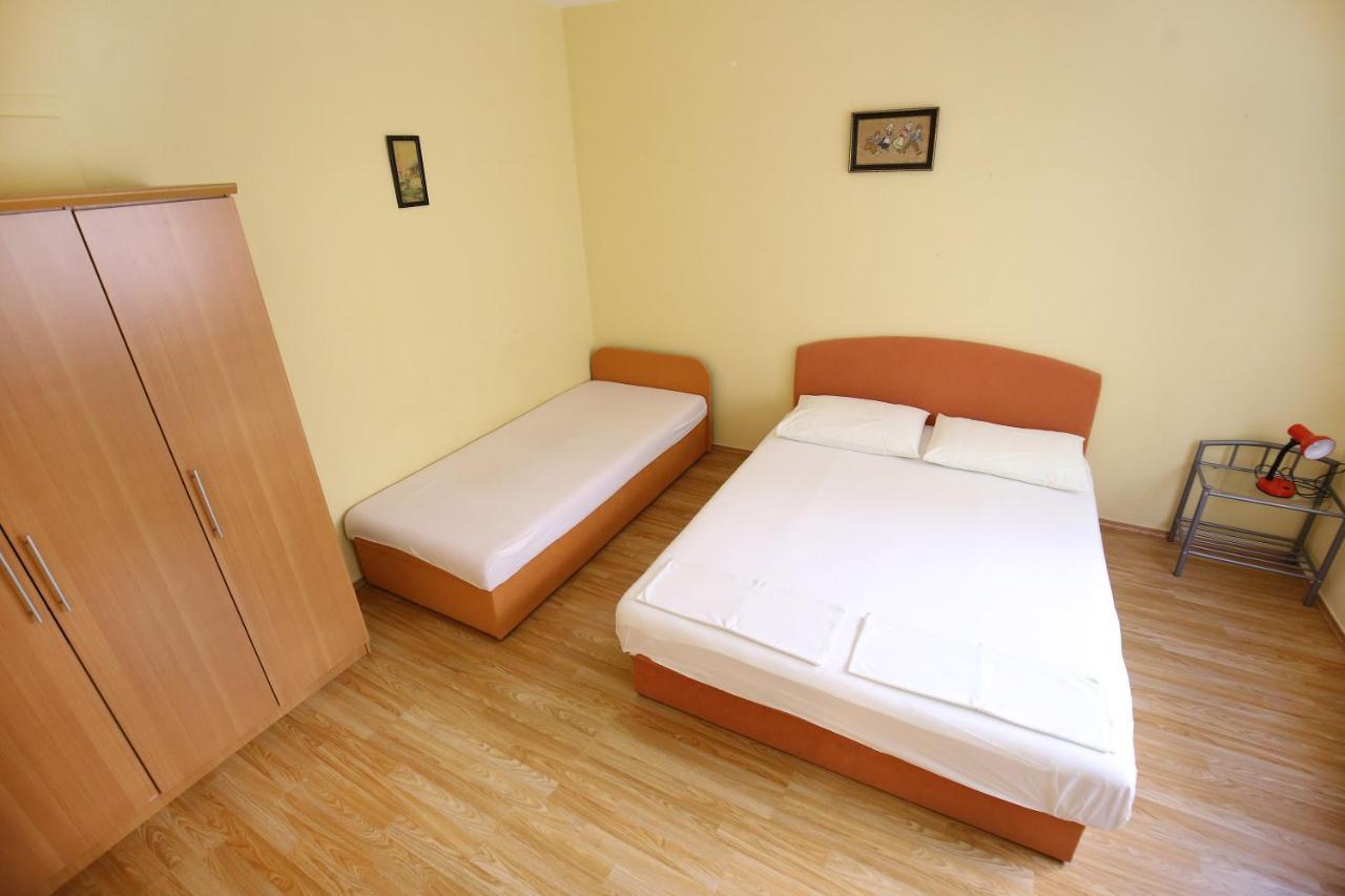 Apartmani Buca 비오그라드나모루 외부 사진
