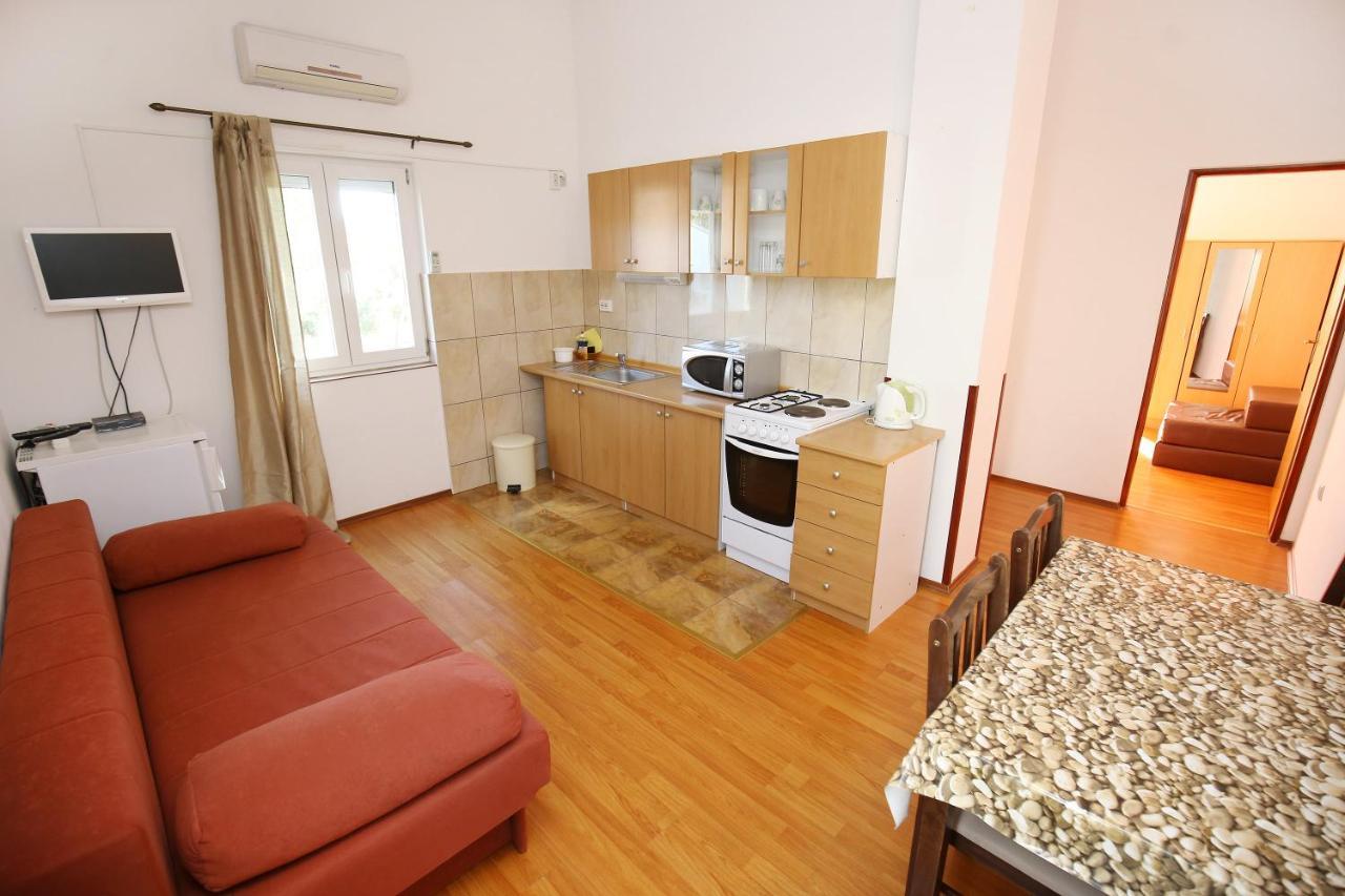 Apartmani Buca 비오그라드나모루 외부 사진